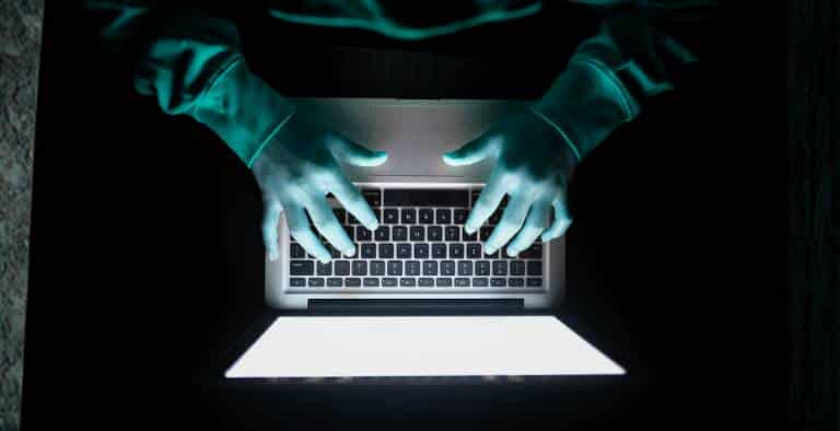 top computer image IDOR